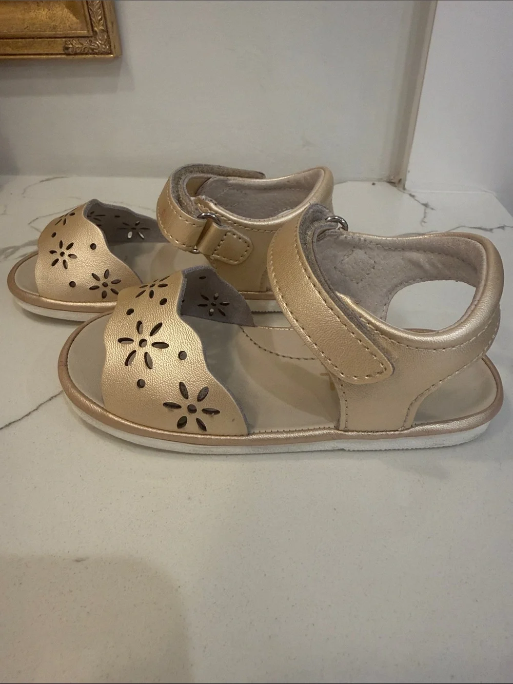 Angel Baby Hanna Floral Sandals in Champagne Size 5